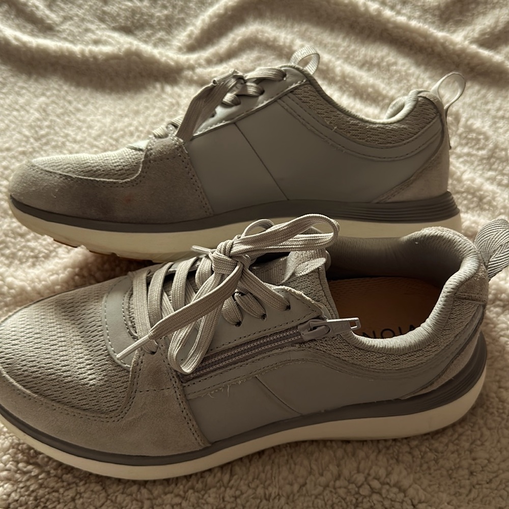 Vionic  shoes with zippers on sides and ties.  Great for plantar fasciitis